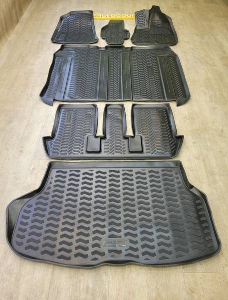 Коврики в салон Toyota Esquire (2014-н.в.) 3 ряд + багажник